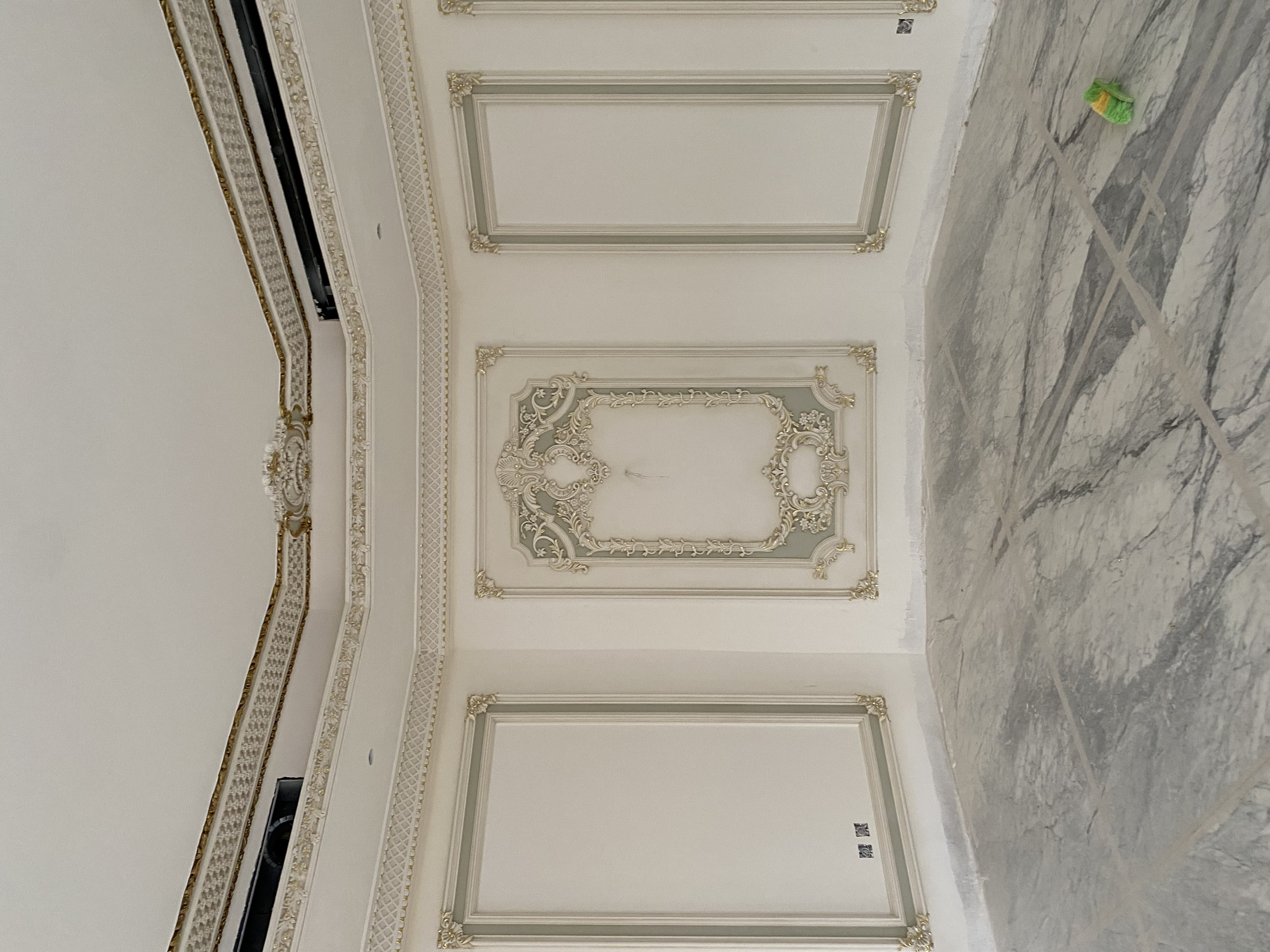 اعمال الجبس والدهان